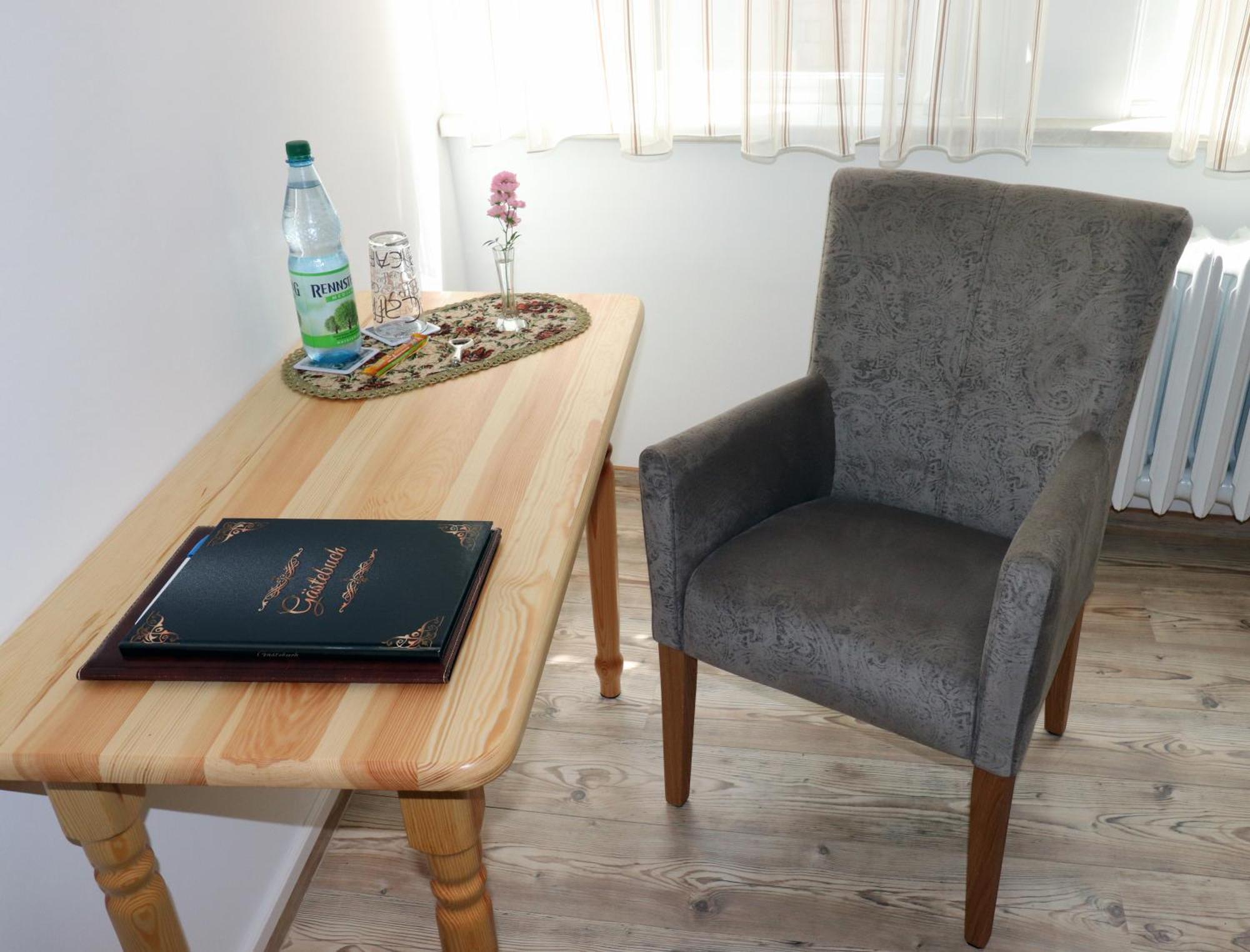 Gaestezimmer Zum Rotem Karpfen Guest house Erfurt